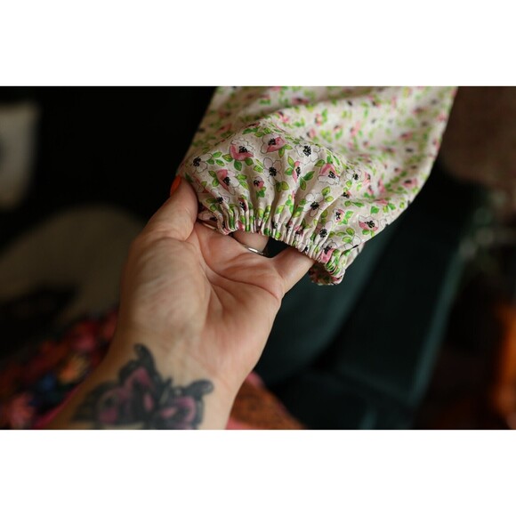 Cupcakes and Cashmere Pink Floral Print Ruffle Tie-Neck Long Sleeve Top, Size L - Picture 10 of 15